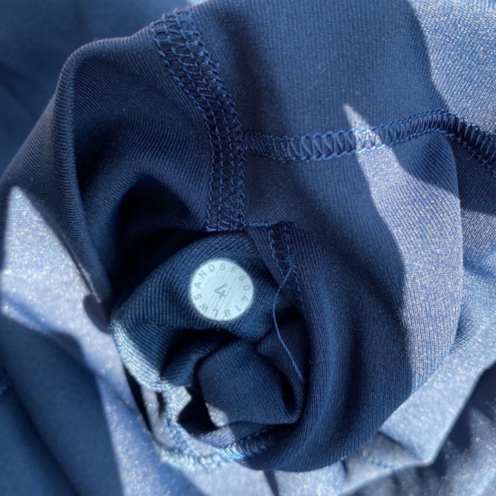 lululemon - Picture 5 of 7